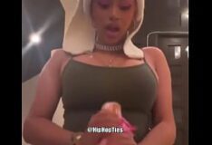 Cardi b