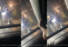 Preta Zade se masturbando pelada no carro