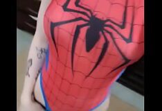 Sophie rain vídeo roupa homem aranha